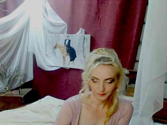 KatrinExcite webcam
