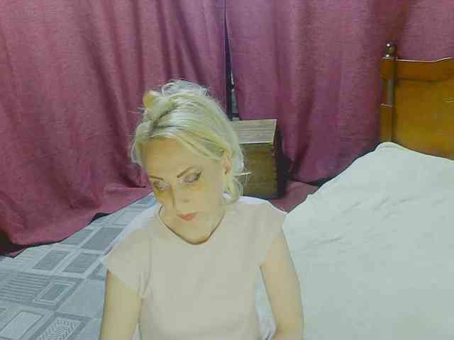 KatrinExcite webcam