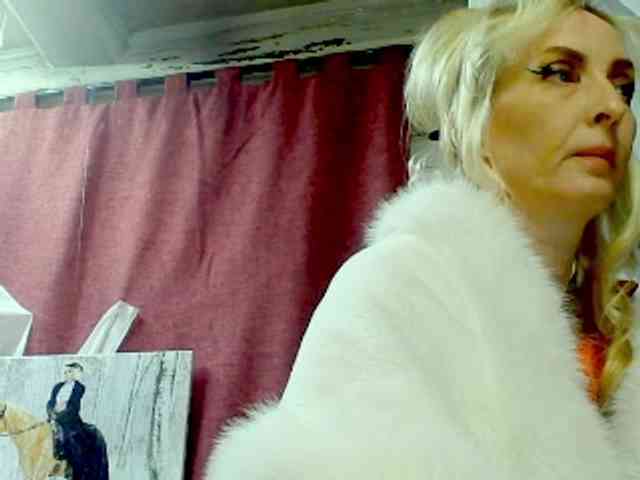 KatrinExcite webcam