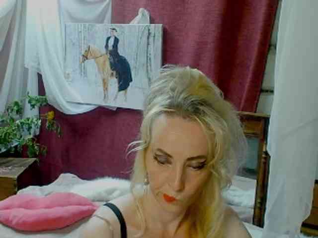 KatrinExcite webcam