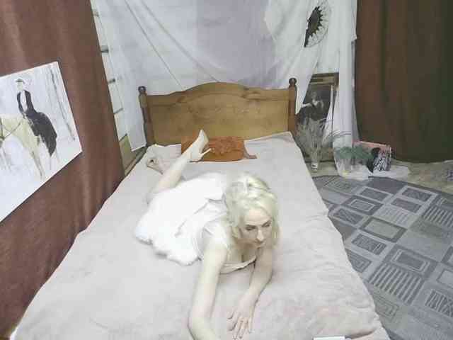 KatrinExcite webcam