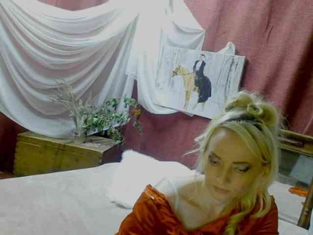 KatrinExcite webcam