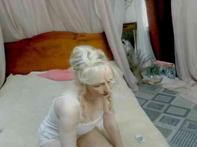 KatrinExcite webcam