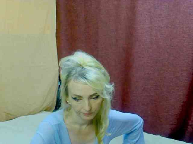 KatrinExcite webcam