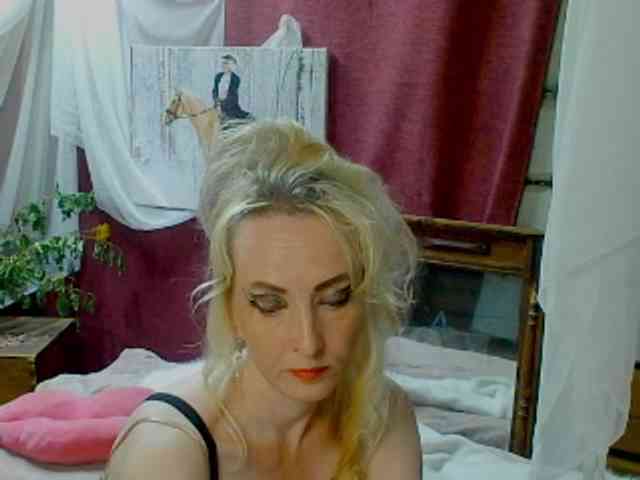 KatrinExcite webcam