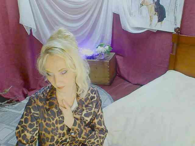 KatrinExcite webcam