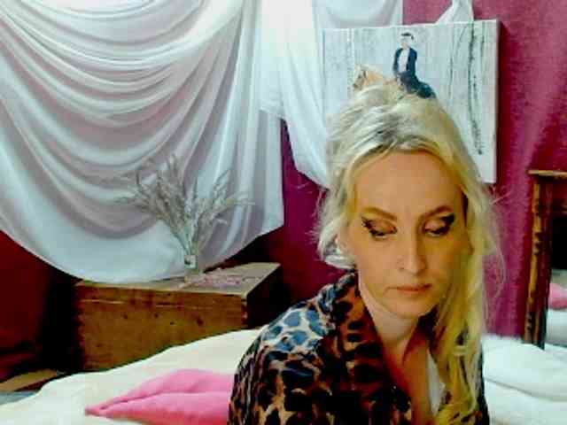 KatrinExcite webcam