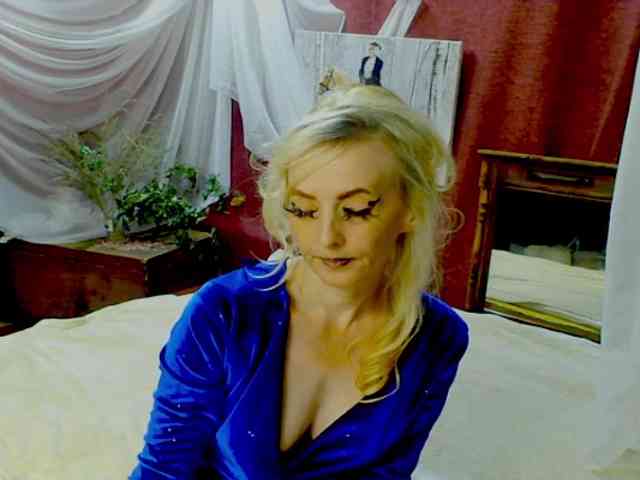KatrinExcite webcam