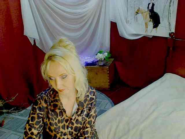 KatrinExcite webcam