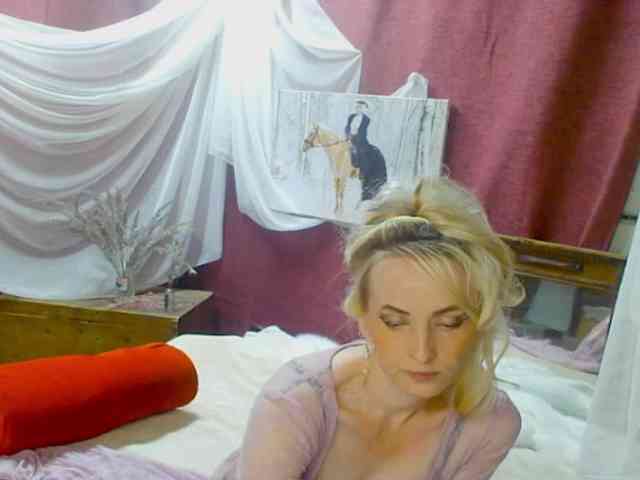 KatrinExcite webcam