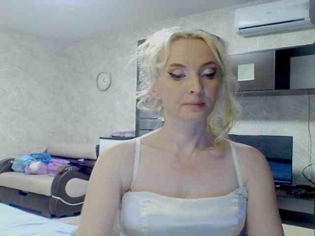KatrinExcite webcam