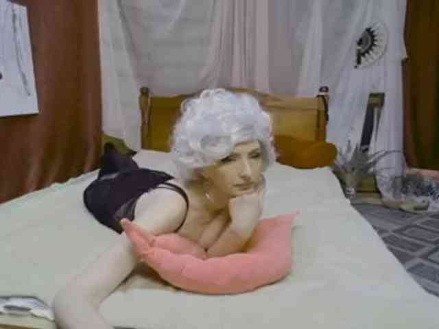 KatrinExcite webcam