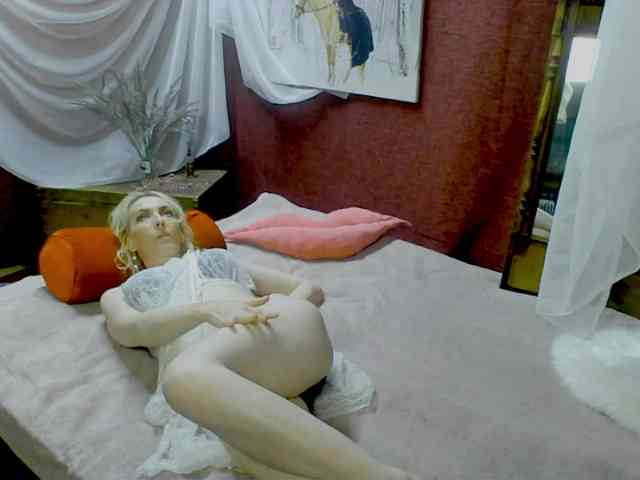 KatrinExcite webcam