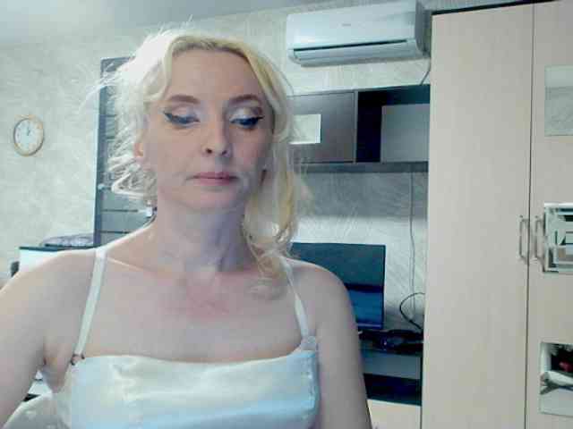 KatrinExcite webcam