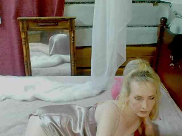 KatrinExcite webcam