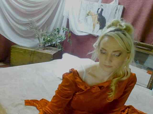 KatrinExcite webcam