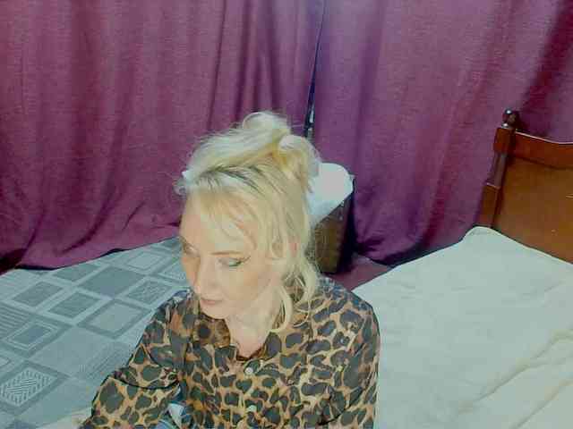 KatrinExcite webcam