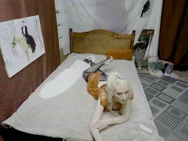 KatrinExcite webcam