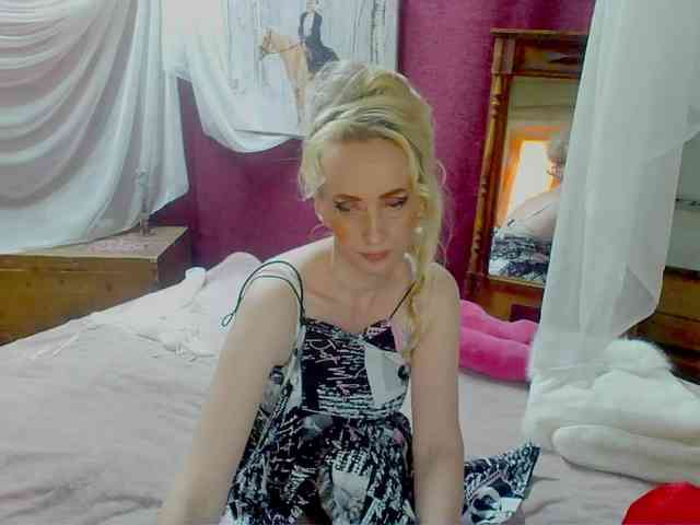 KatrinExcite webcam