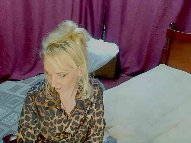 KatrinExcite webcam