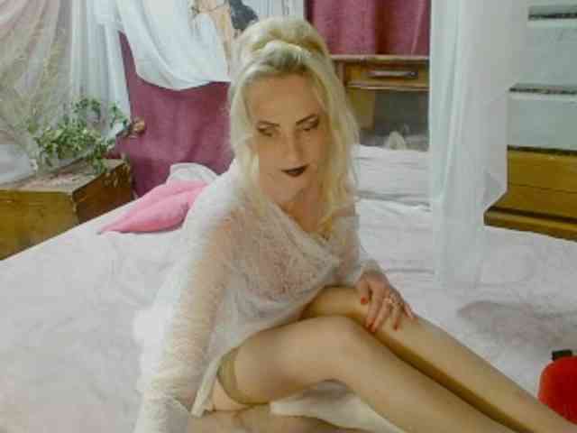 KatrinExcite webcam