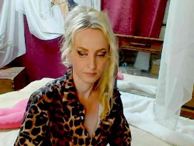 KatrinExcite webcam