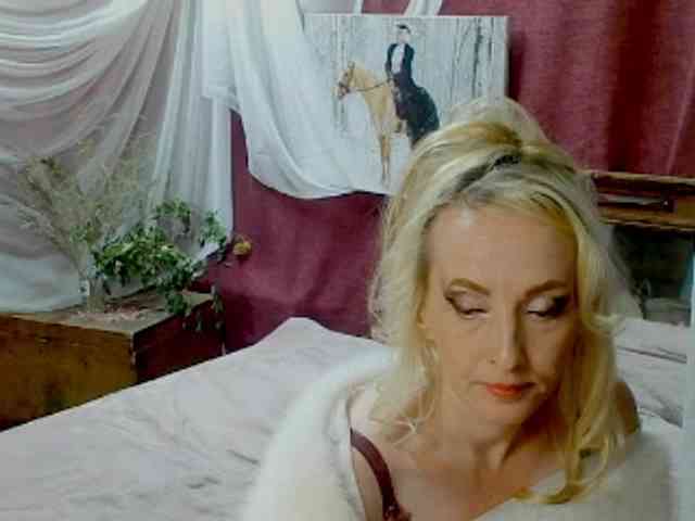 KatrinExcite webcam