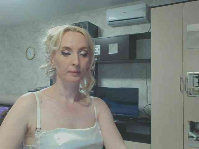 KatrinExcite webcam