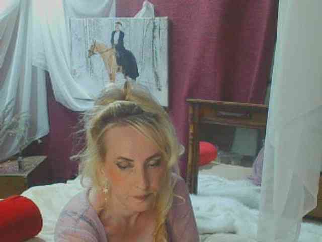 KatrinExcite webcam
