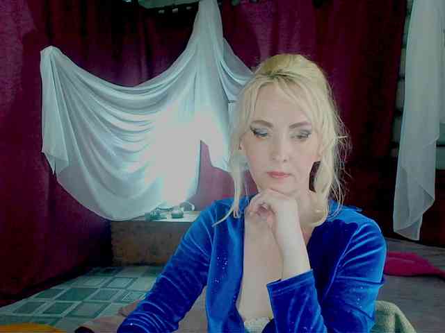 KatrinExcite webcam