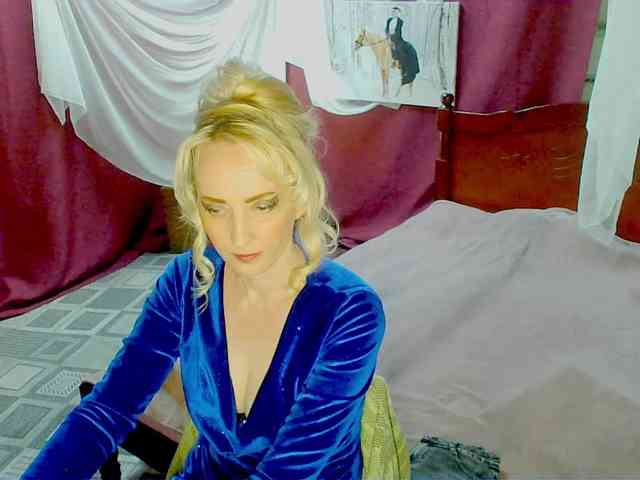 KatrinExcite webcam