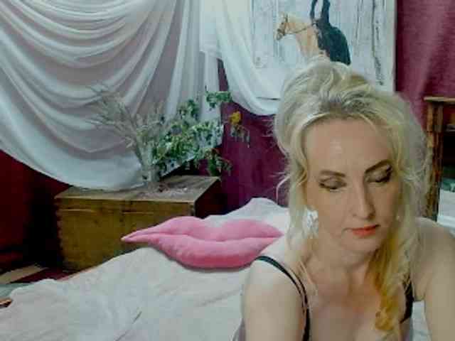 KatrinExcite webcam