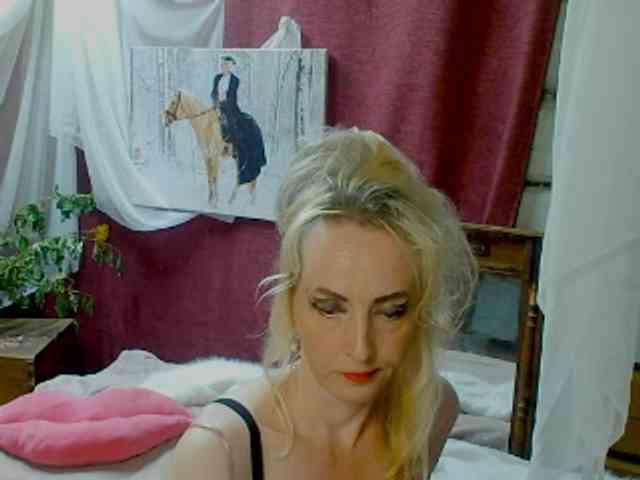 KatrinExcite webcam