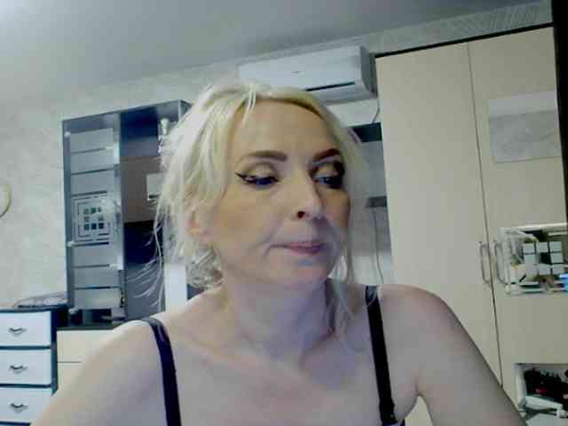 KatrinExcite webcam