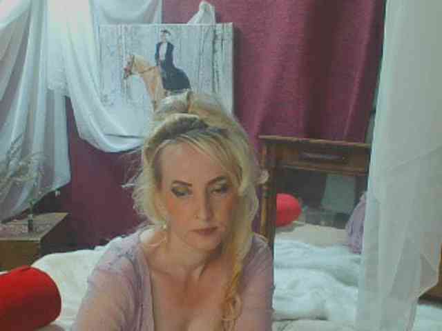 KatrinExcite webcam