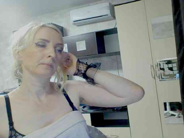 KatrinExcite webcam