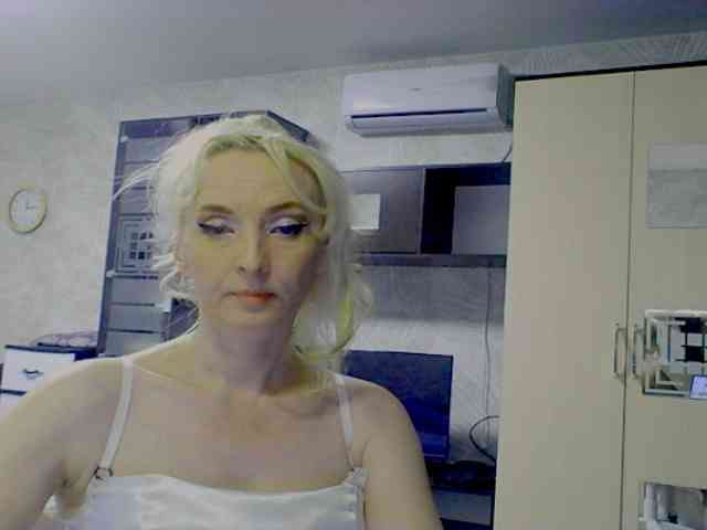 KatrinExcite webcam