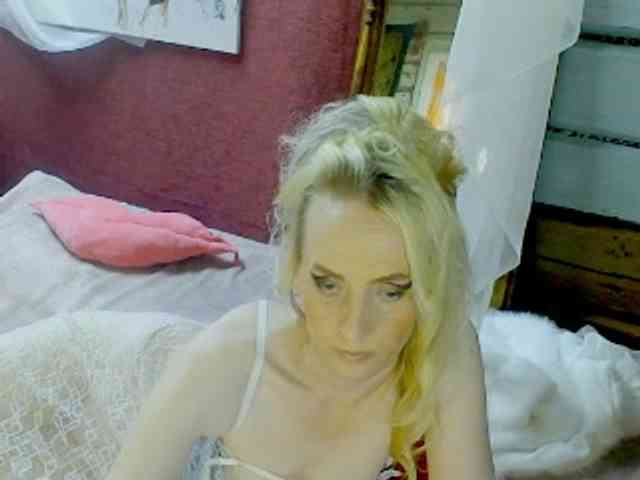 KatrinExcite webcam
