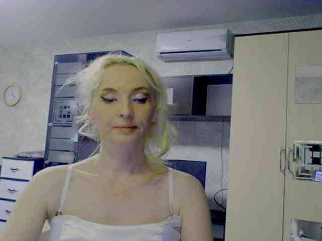 KatrinExcite webcam