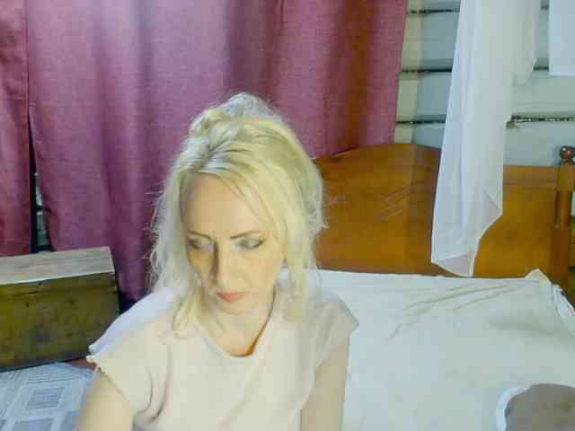KatrinExcite Live Webcam on BongaCams