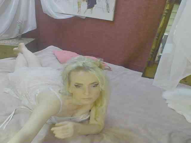 KatrinExcite webcam