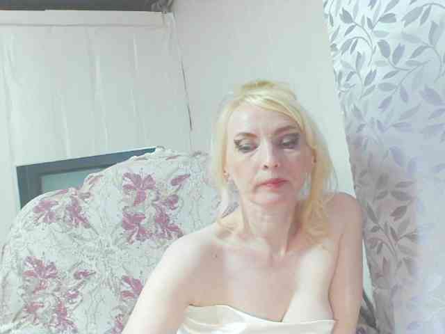 KatrinExcite webcam