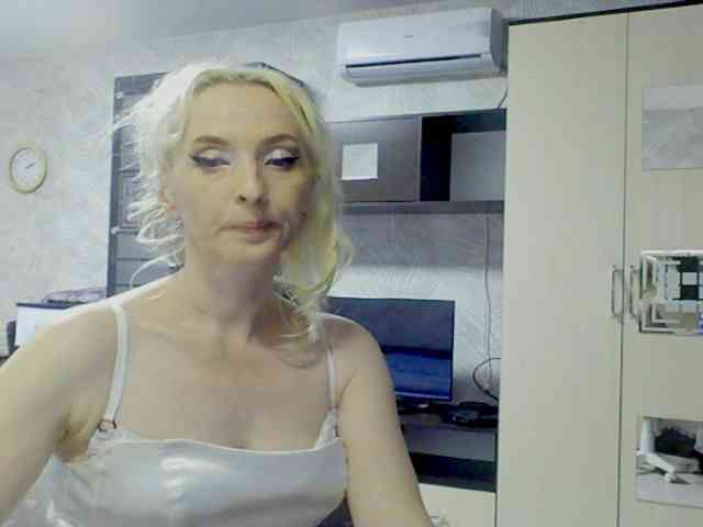 KatrinExcite webcam