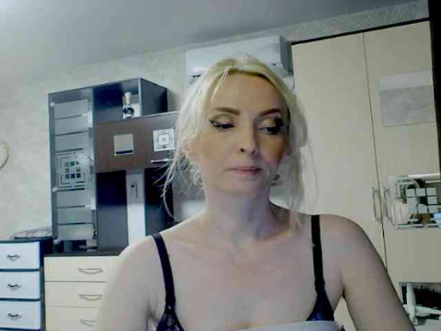 KatrinExcite webcam
