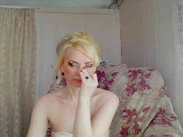 KatrinExcite webcam