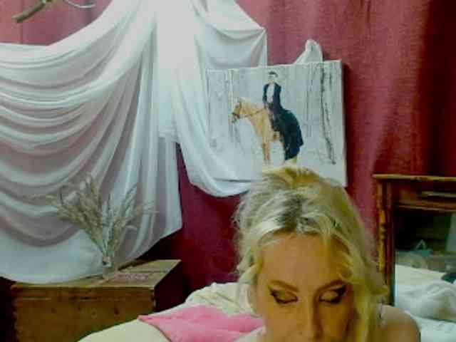 KatrinExcite webcam