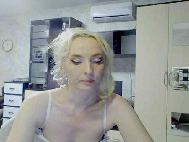 KatrinExcite webcam