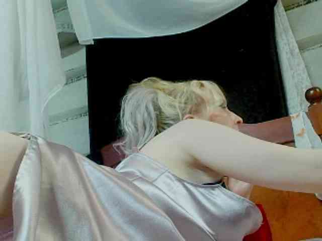 KatrinExcite webcam