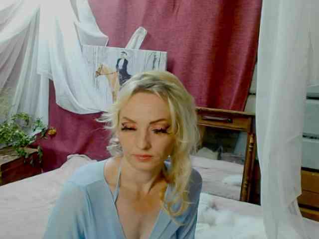 KatrinExcite webcam