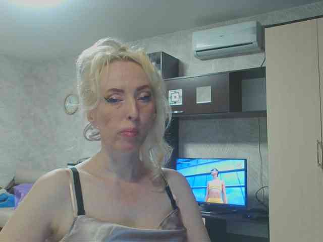 KatrinExcite webcam